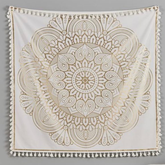 POTTERY BARN DORM Ivory Gold Fringed Mandala Wall Hanging Tapestry